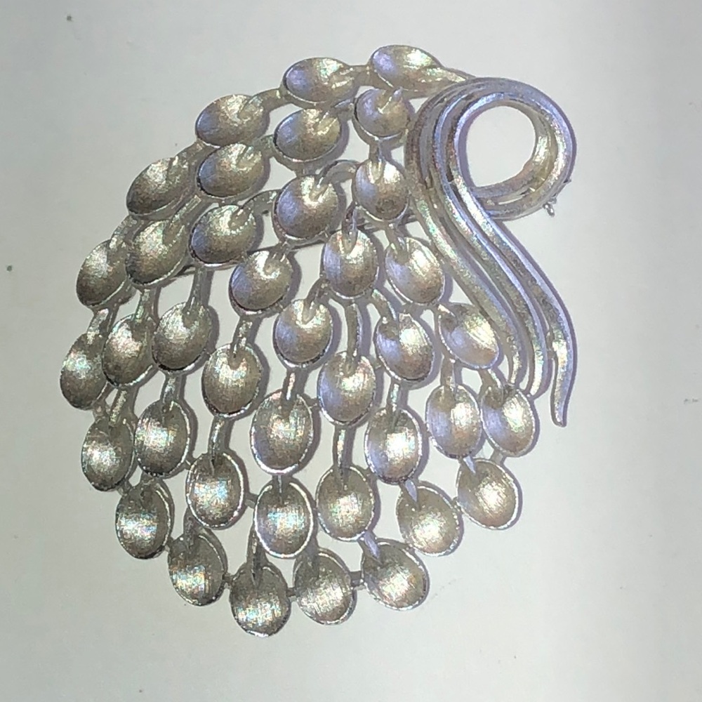 Trifari Crown Silver Tone Cascade Cluster Brooch - Picture 2 of 8